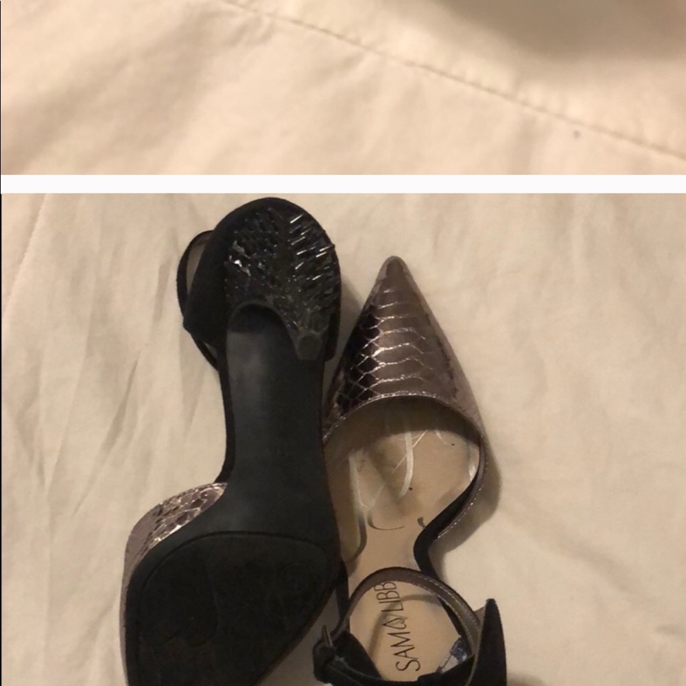 Metallic studded heels - Picture 2 of 2
